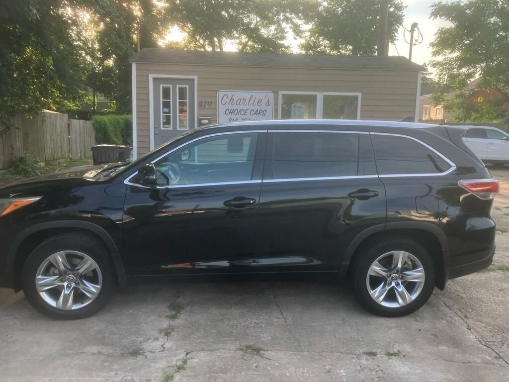 2016 TOYOTA Highlander