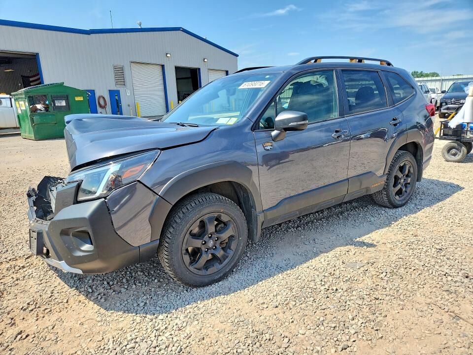 2025 SUBARU Forester