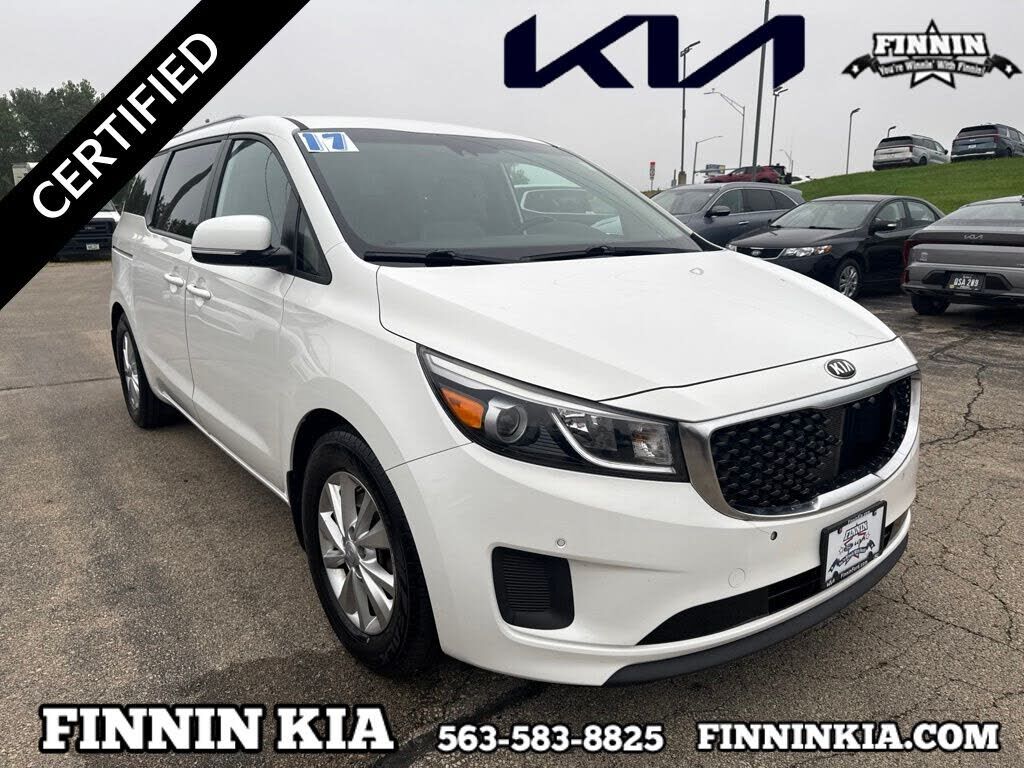 2017 KIA Sedona