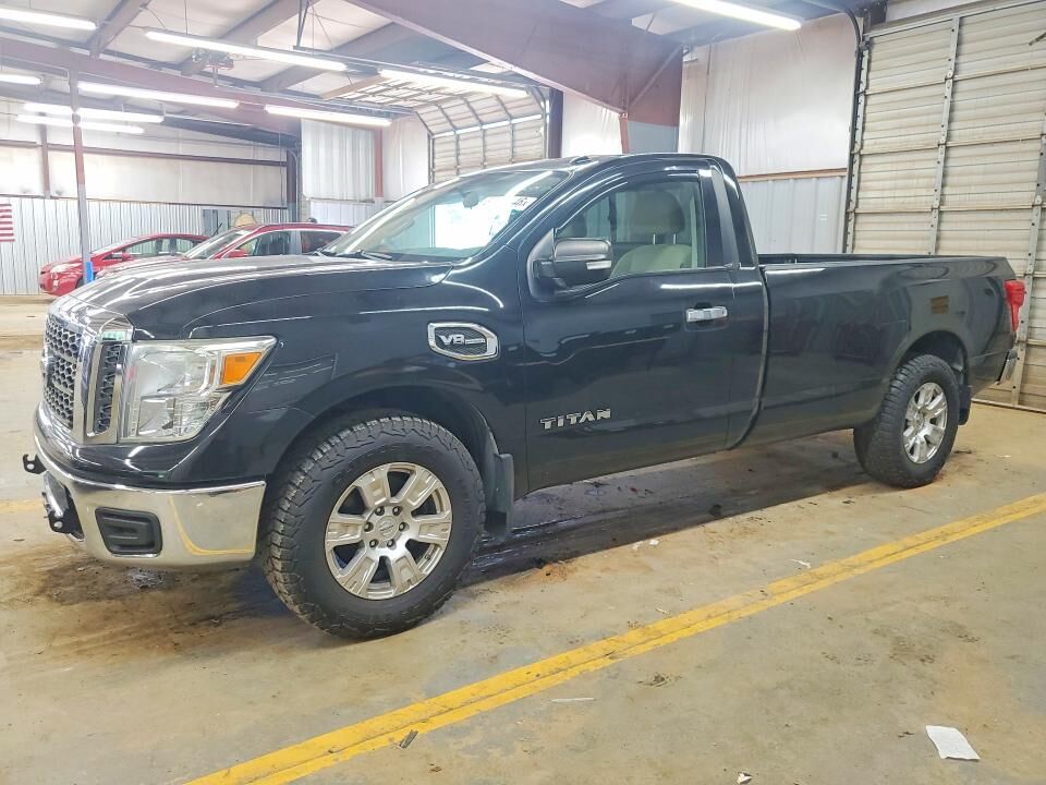 2017 NISSAN Titan