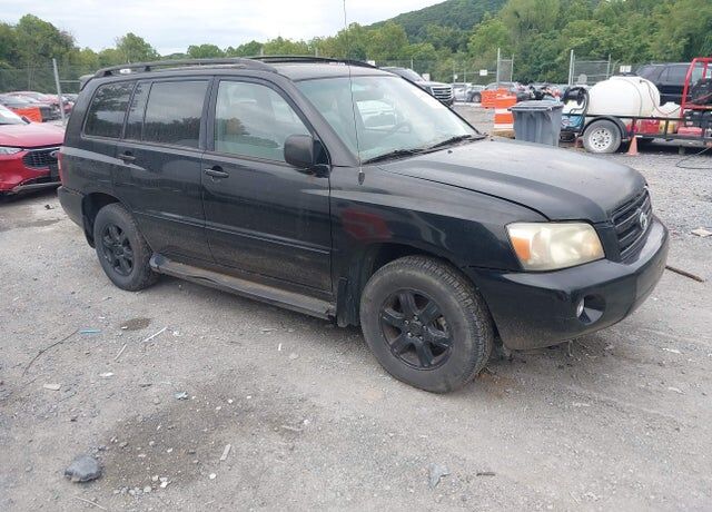 2004 TOYOTA Highlander