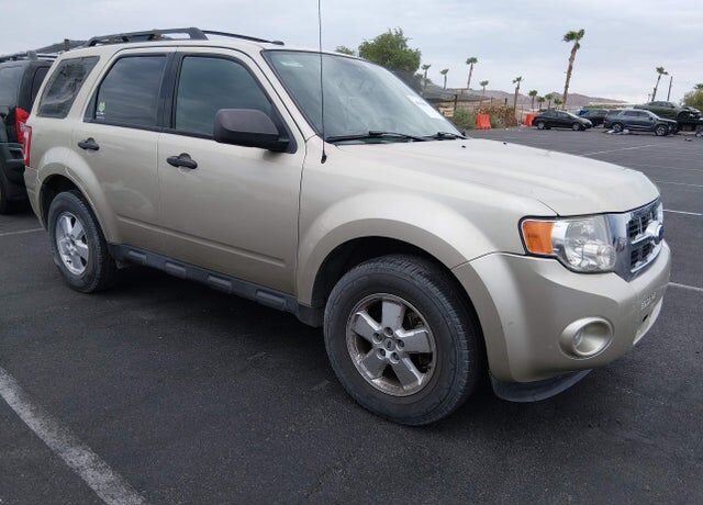 2011 FORD Escape