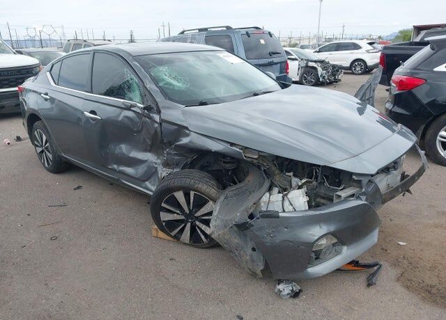2020 NISSAN Altima
