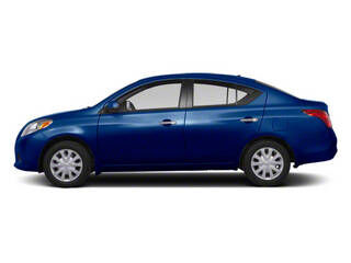 2013 NISSAN Versa
