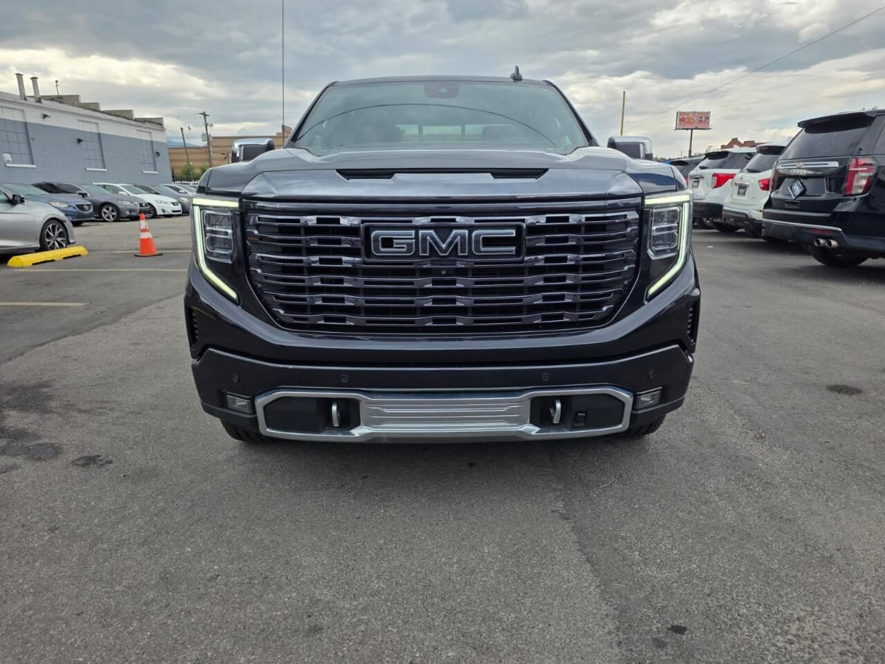 2023 GMC Sierra