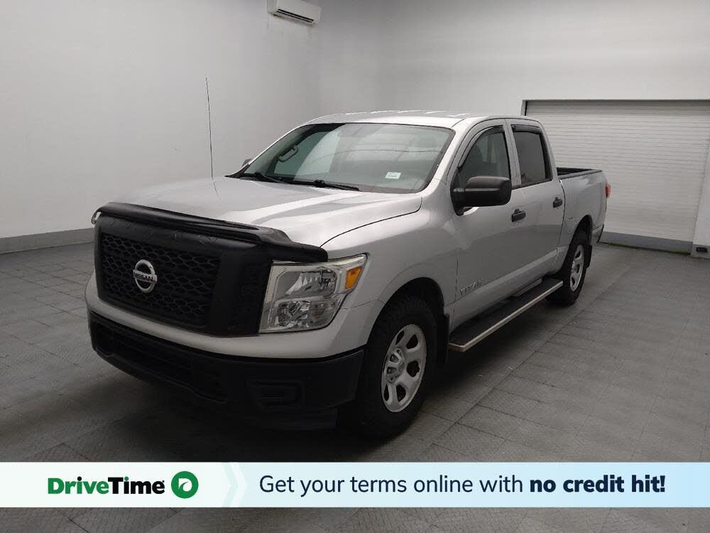 2017 NISSAN Titan