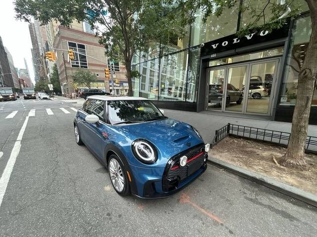 2022 MINI Hardtop