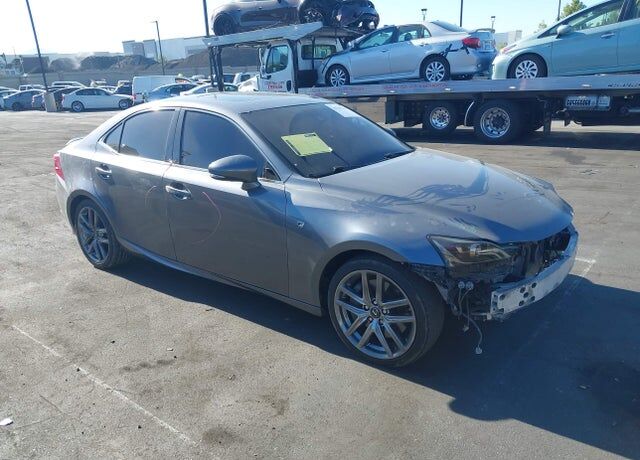 2017 LEXUS IS