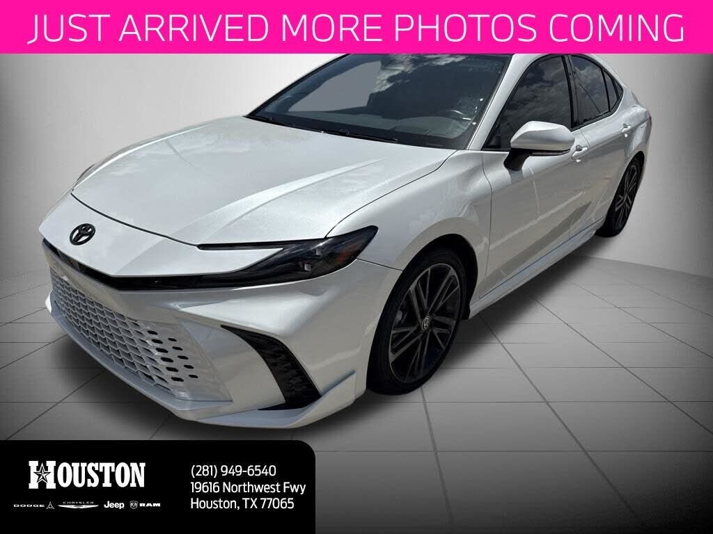 2025 TOYOTA Camry