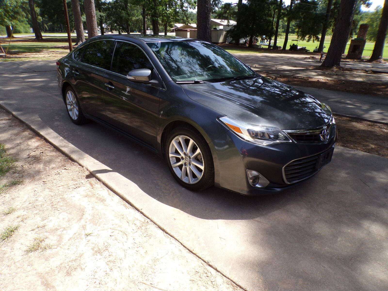 2013 TOYOTA Avalon
