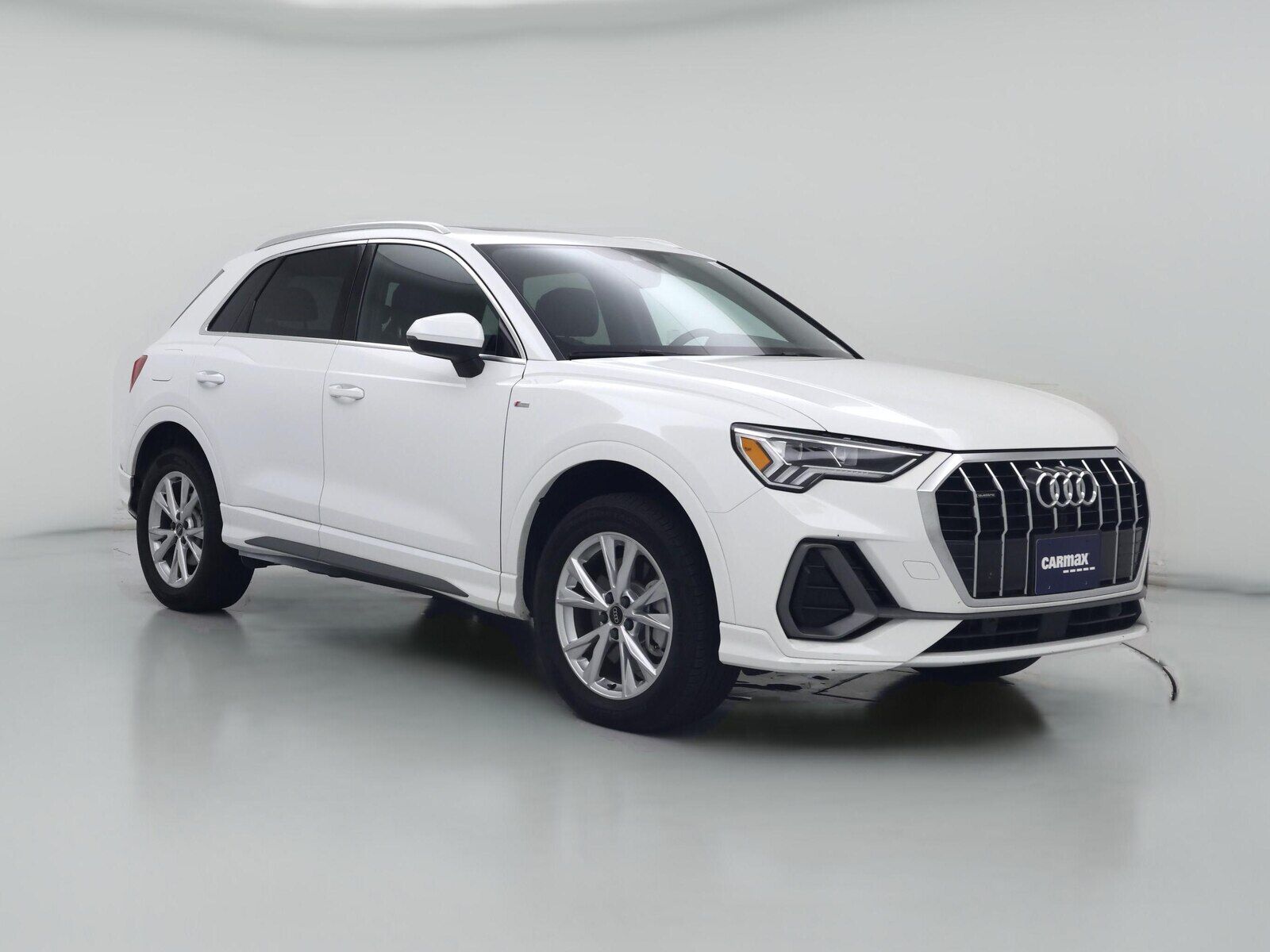 2023 AUDI Q3