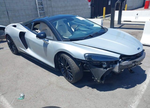 2020 MCLAREN GT
