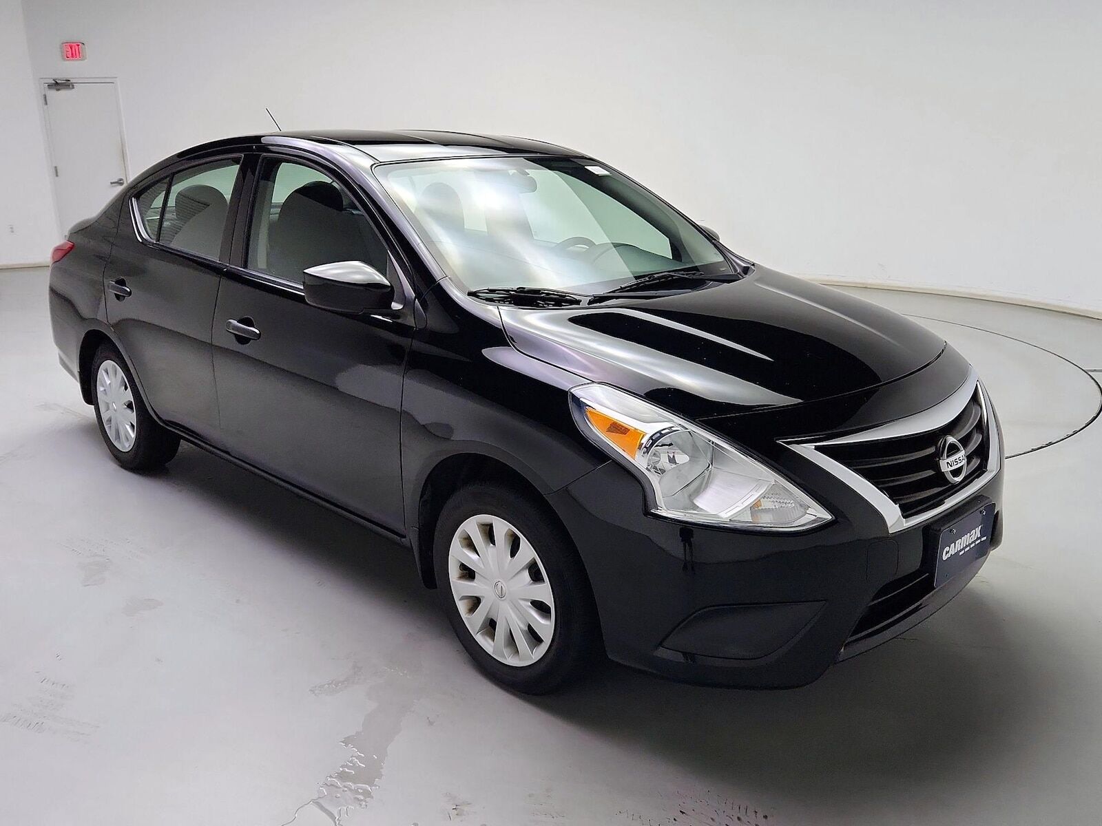 2016 NISSAN Versa
