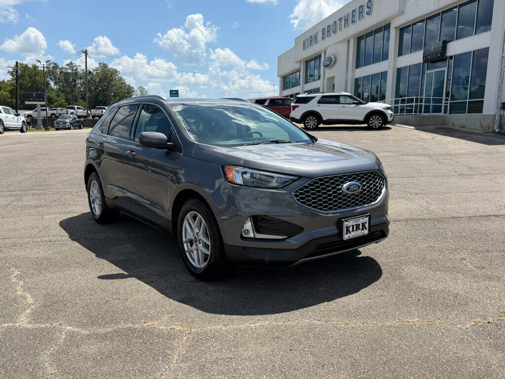 2023 FORD Edge