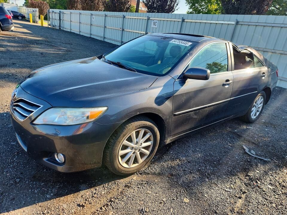 2010 TOYOTA Camry