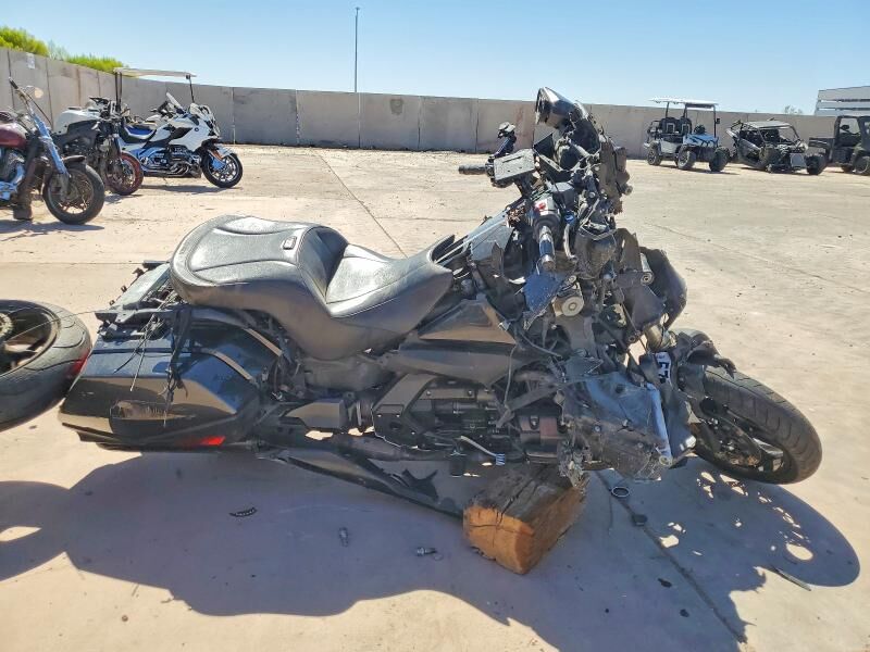 2021 HONDA GL1800