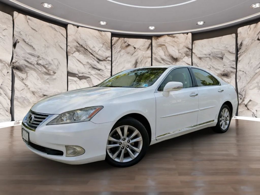 2010 LEXUS ES