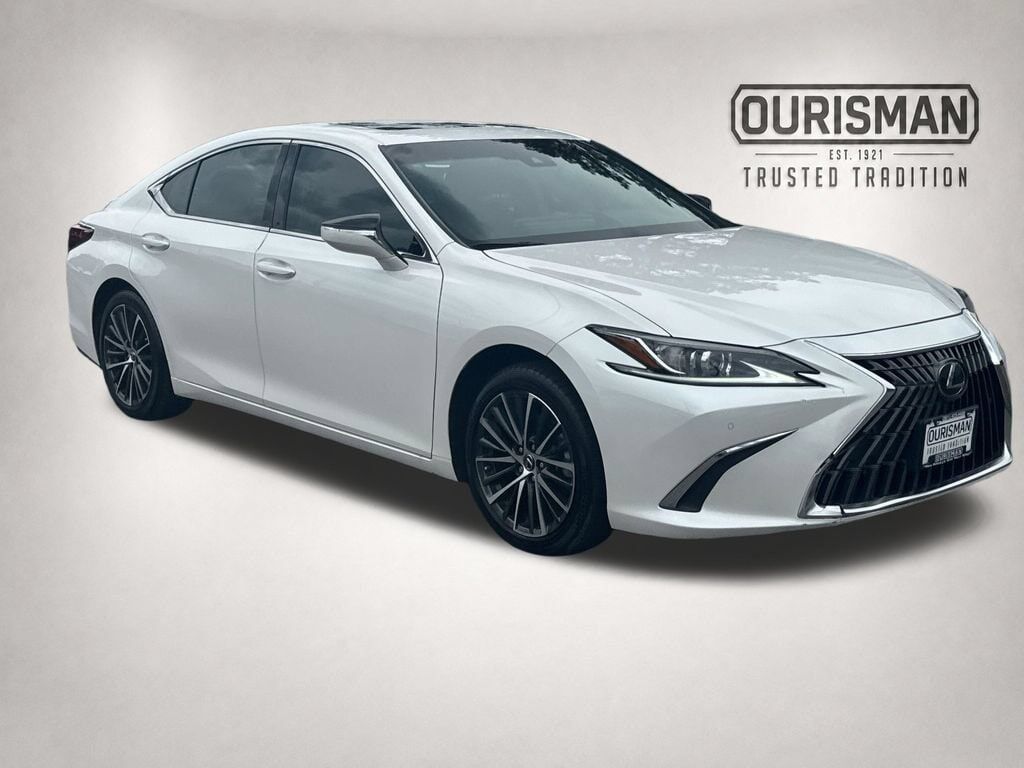 2024 LEXUS ES