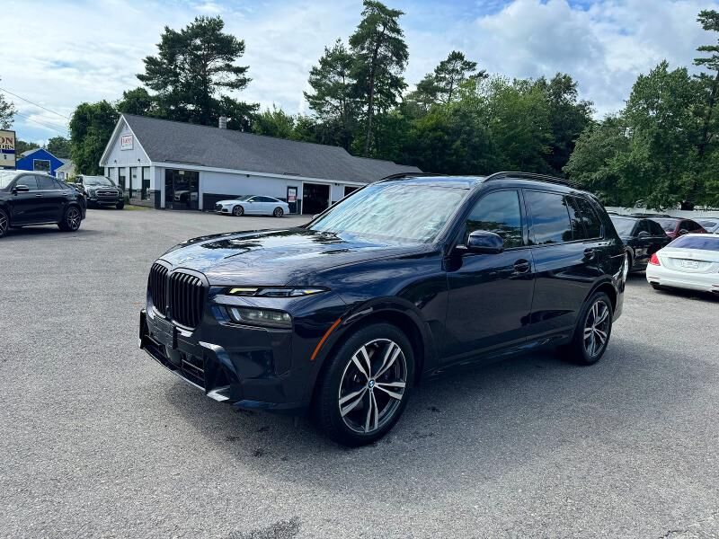 2024 BMW X7