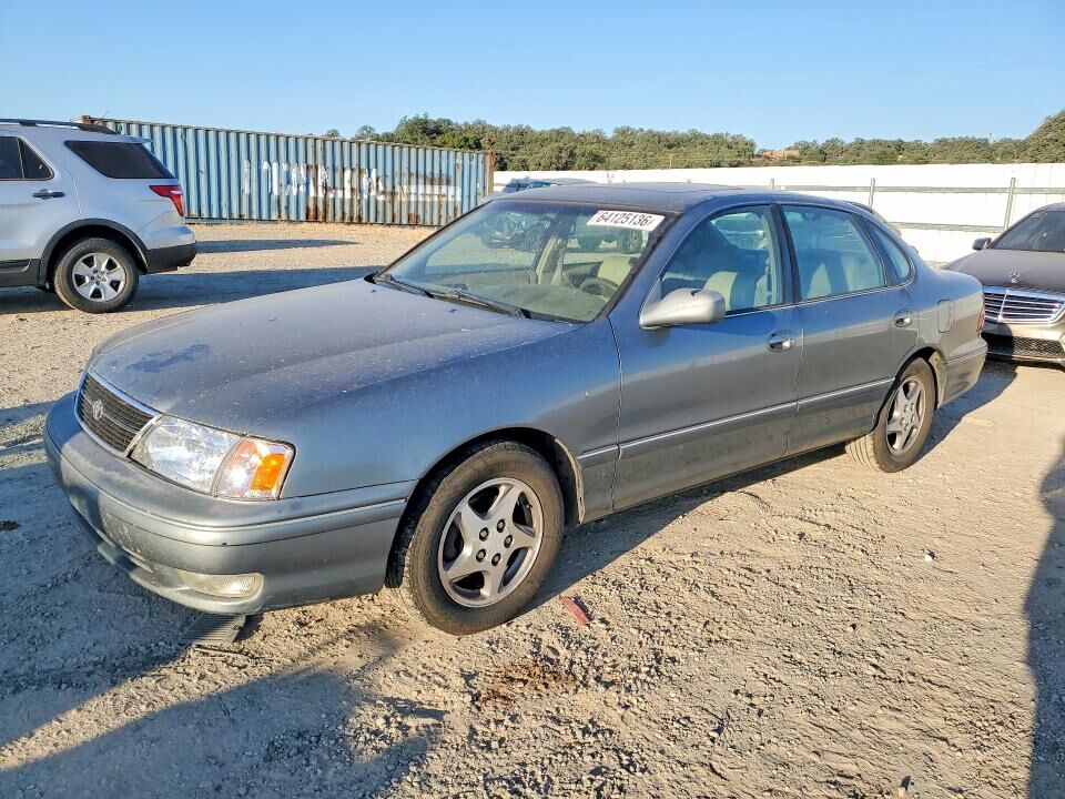 1999 TOYOTA Avalon
