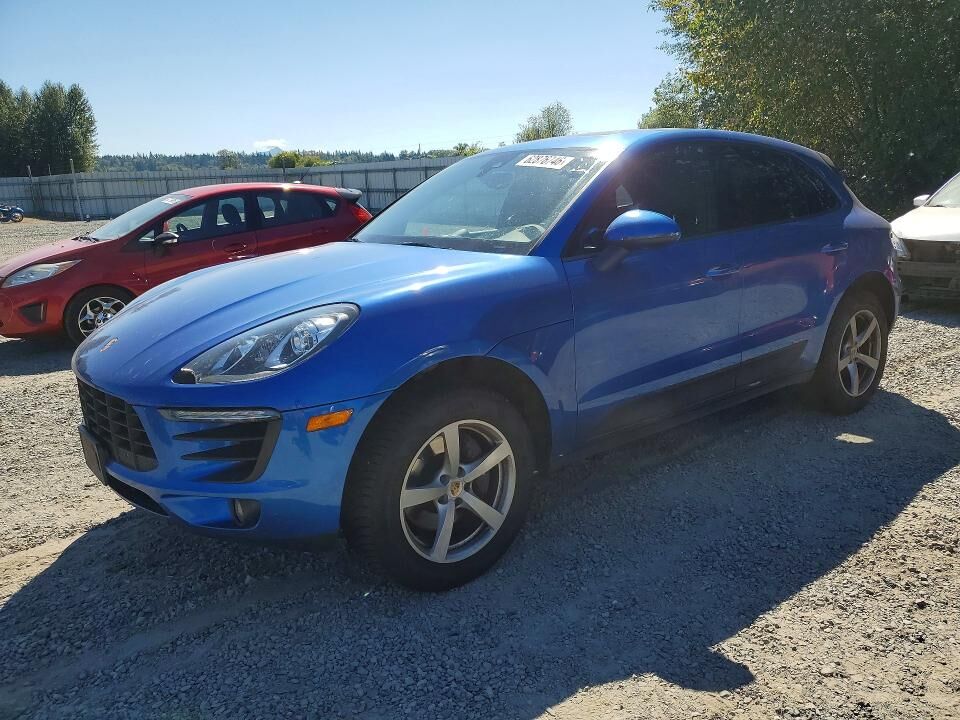 2018 PORSCHE Macan