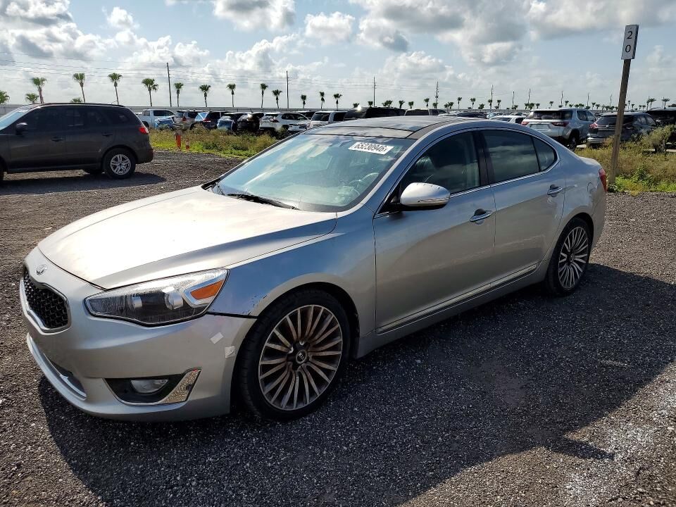 2014 KIA Cadenza