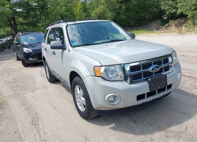 2009 FORD Escape