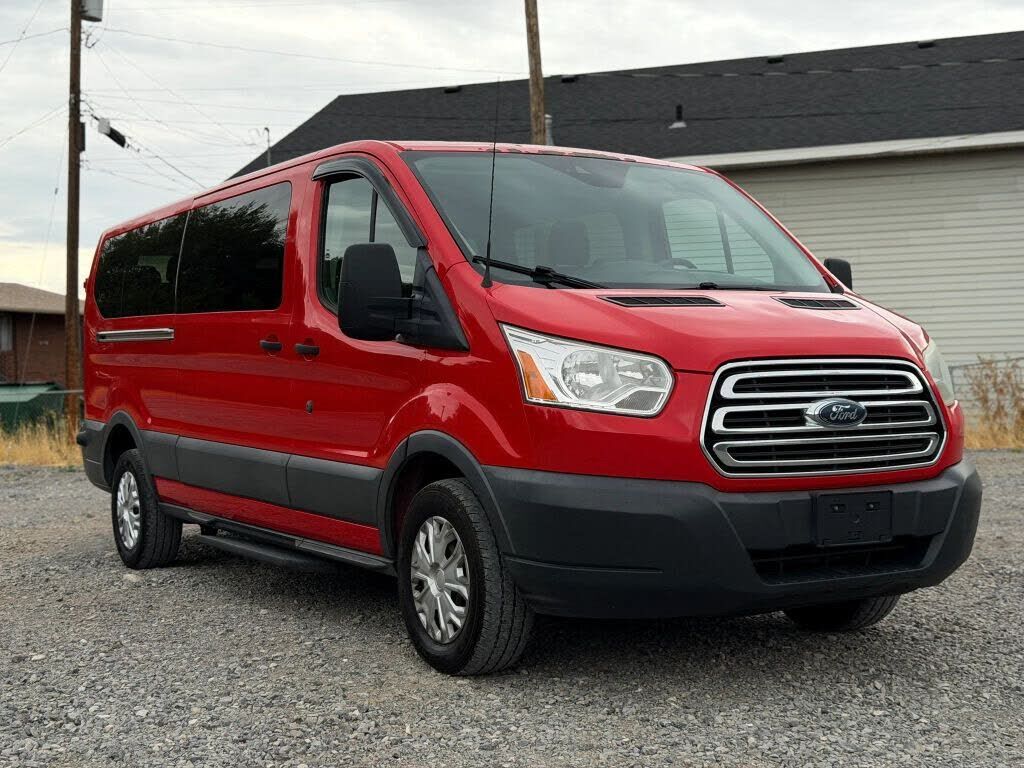 2017 FORD Transit