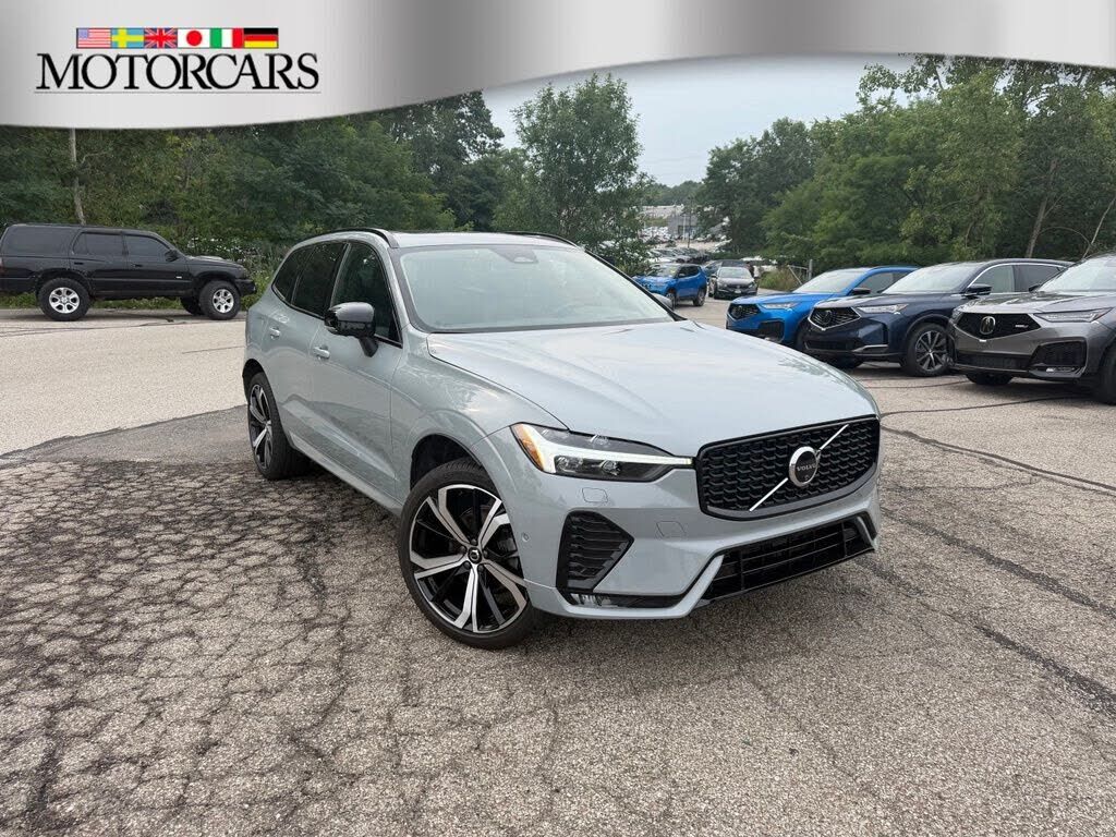 2024 VOLVO XC60