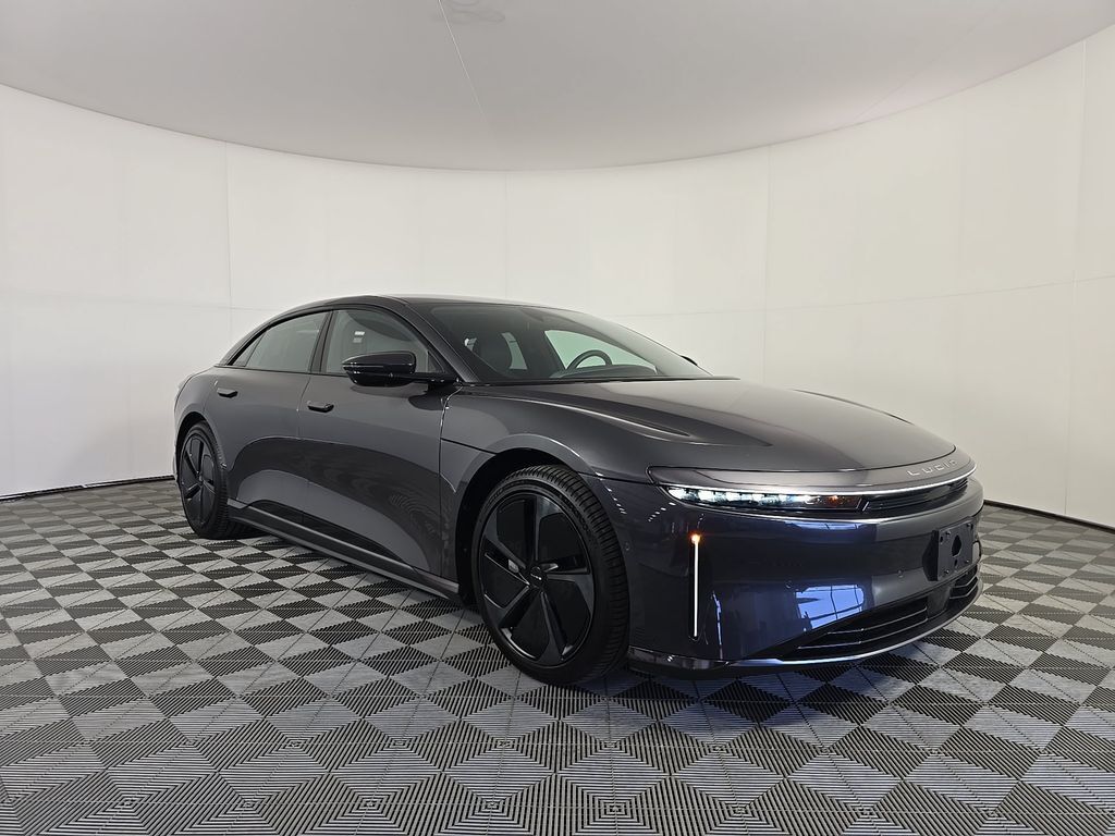 2025 LUCID Air