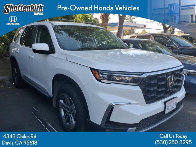2025 HONDA Pilot