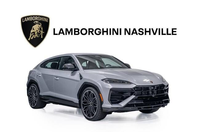 2026 LAMBORGHINI URUS