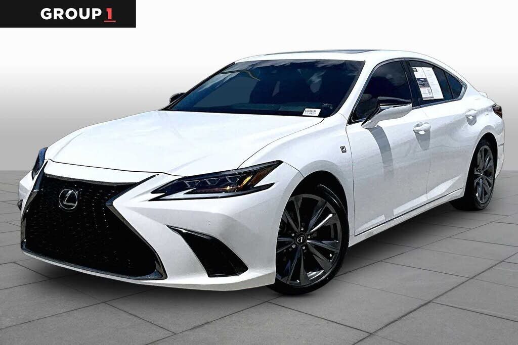 2019 LEXUS ES