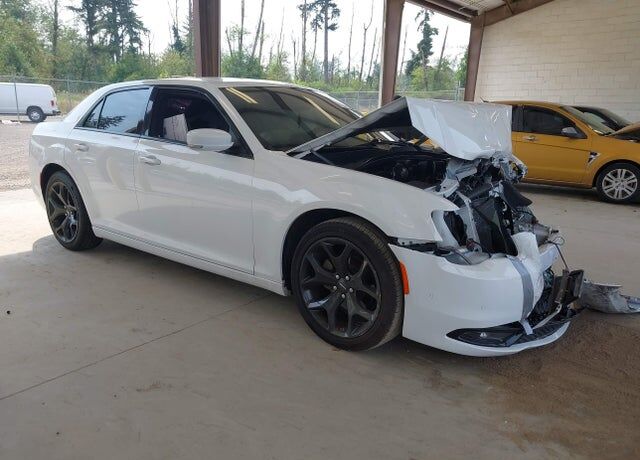 2022 CHRYSLER 300