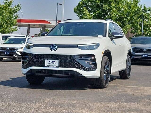 2026 VOLKSWAGEN Tiguan