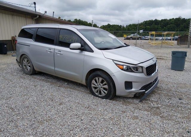 2016 KIA Sedona