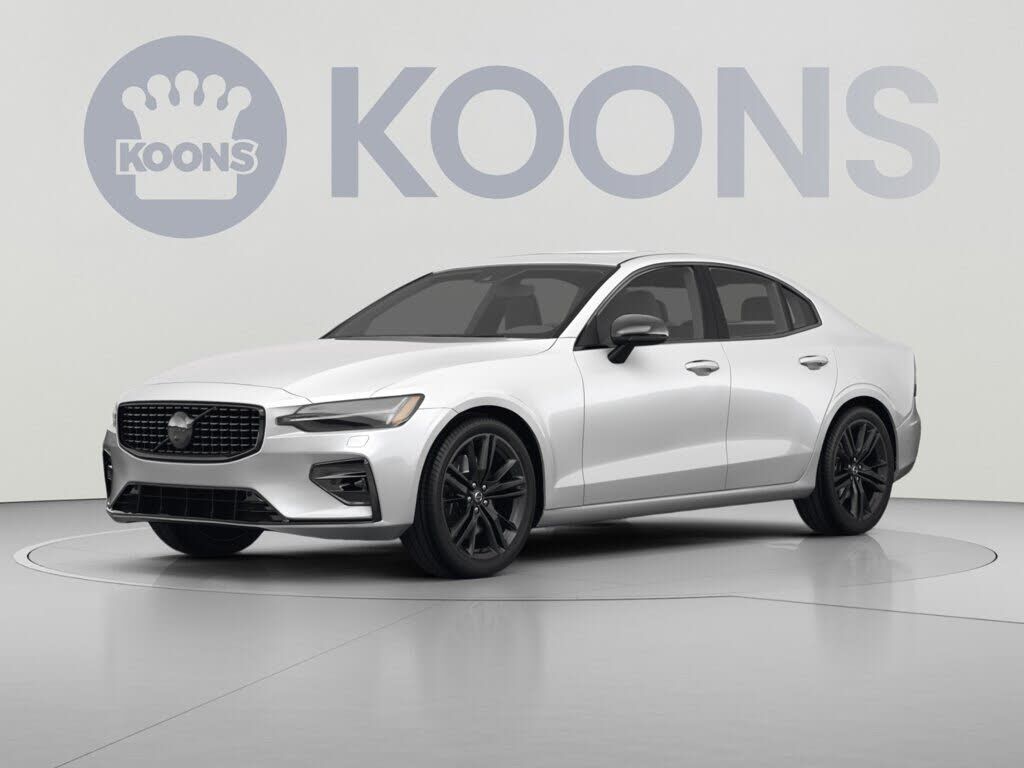 2024 VOLVO S60