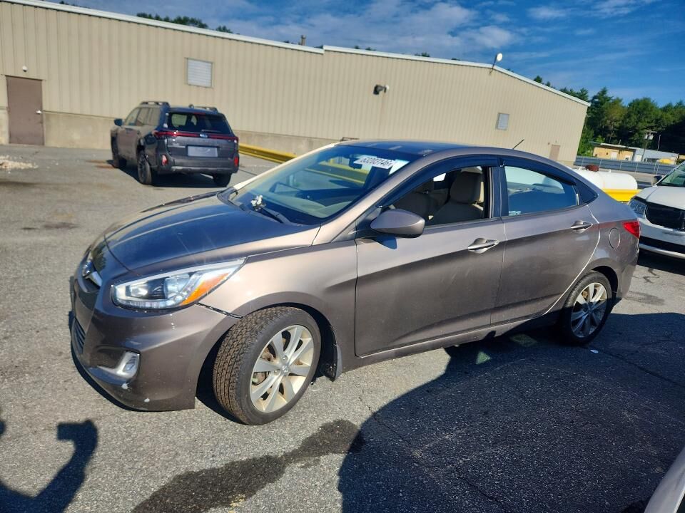 2014 HYUNDAI Accent