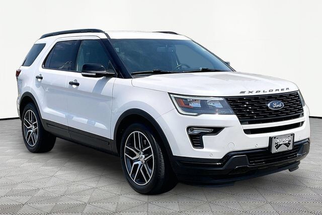 2018 FORD Explorer