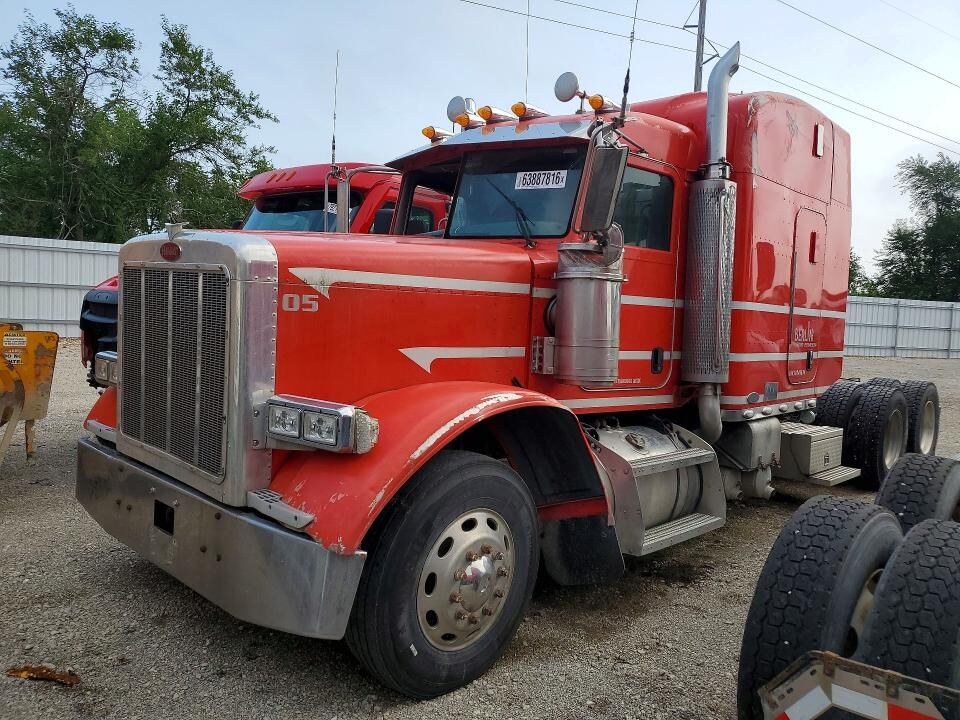 2005 PETERBILT 379