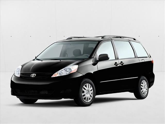 2010 TOYOTA Sienna
