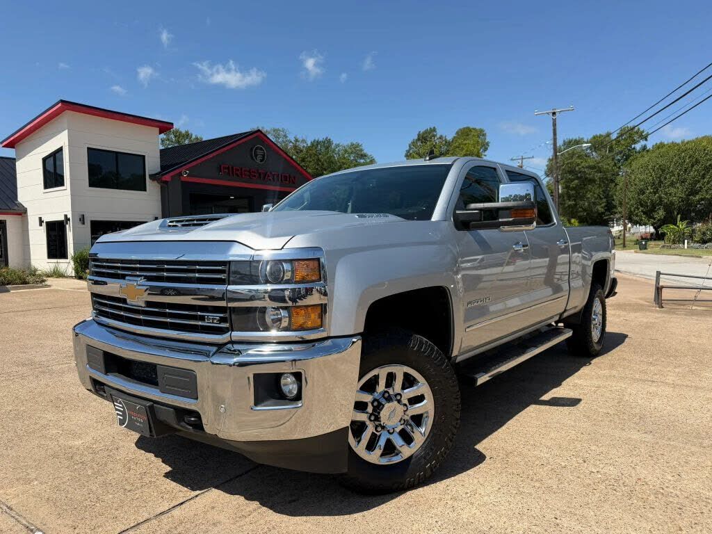 2018 CHEVROLET Silverado