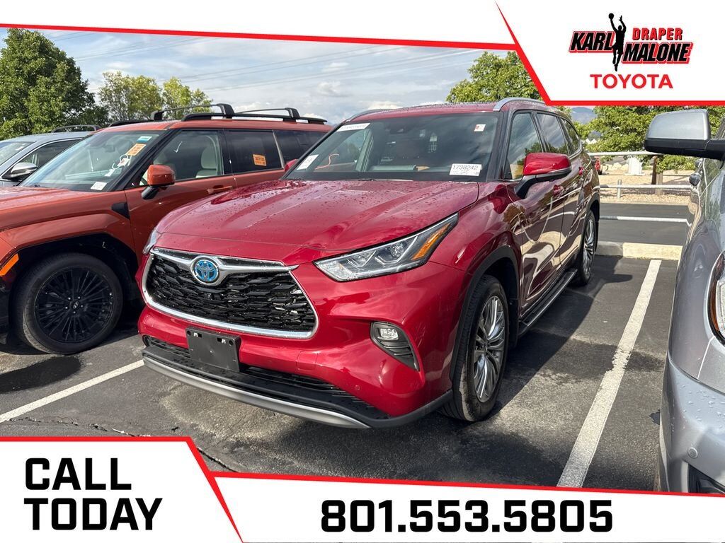 2024 TOYOTA Highlander