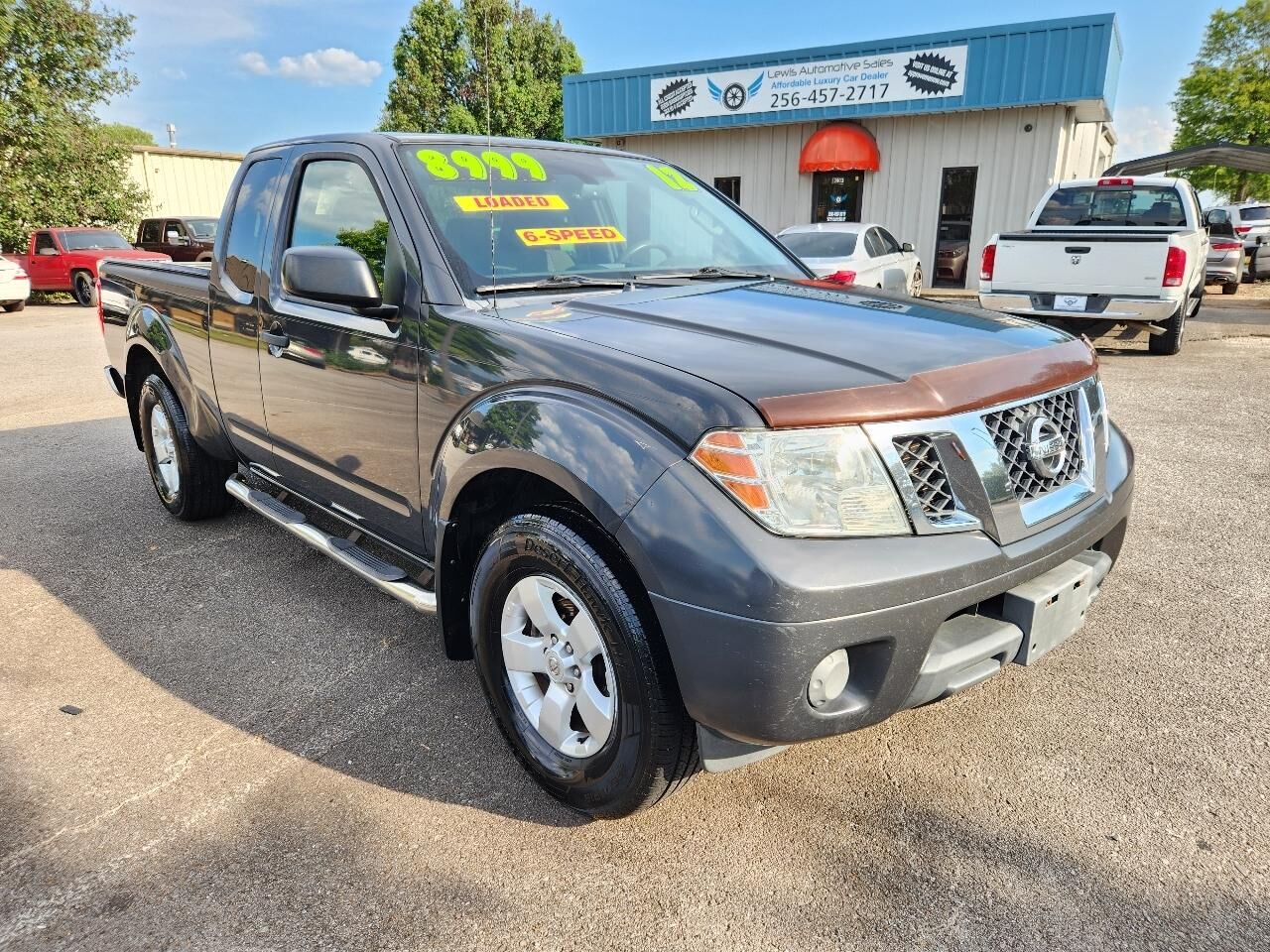 2012 NISSAN Frontier