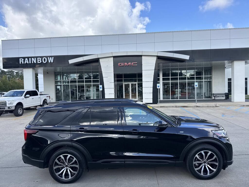 2025 FORD Explorer