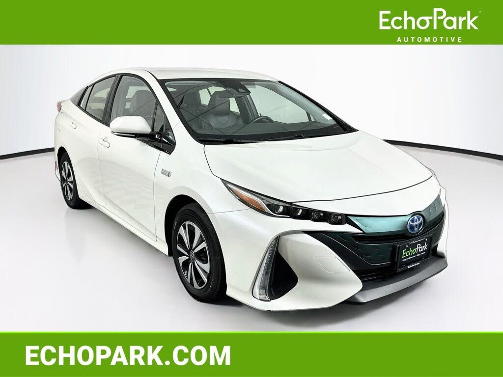 2017 TOYOTA Prius