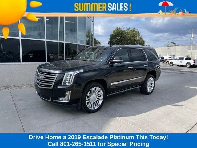 2019 CADILLAC Escalade