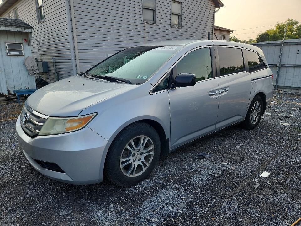 2011 HONDA Odyssey