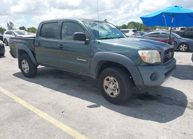 2011 TOYOTA Tacoma