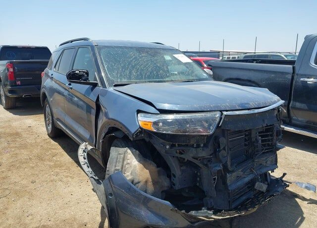 2021 FORD Explorer